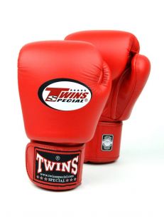 Перчатки боксерские Twins BGVL-3 для муай-тай (красные) 14 oz