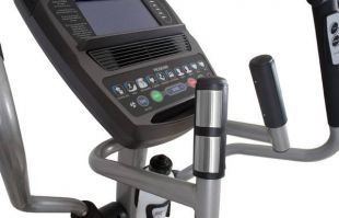 Эллиптический тренажер Spirit Fitness XE795